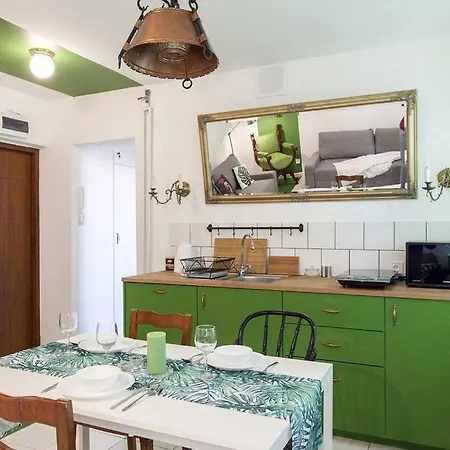 Heart Of Apt- Centre! Old Town 5' Walk