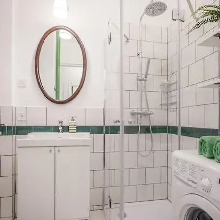 Heart Of Apt- Centre! Old Town 5' Walk *