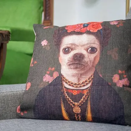 Heart Of Apt- Centre! Old Town 5' Walk *