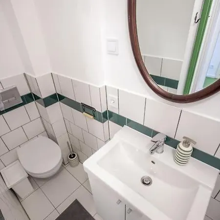 Heart Of Apt- Centre! Old Town 5' Walk