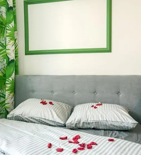 Heart Of Apt- Centre! Old Town 5' Walk Apartment *